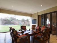 Patio - 23 square meters of property in The Wilds Estate