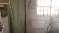 Bathroom 2 - 3 square meters of property in Albemarle