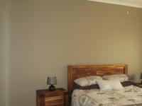 Main Bedroom - 19 square meters of property in Crystal Park