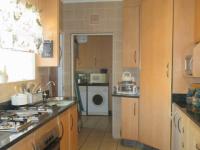 Kitchen - 13 square meters of property in Crystal Park