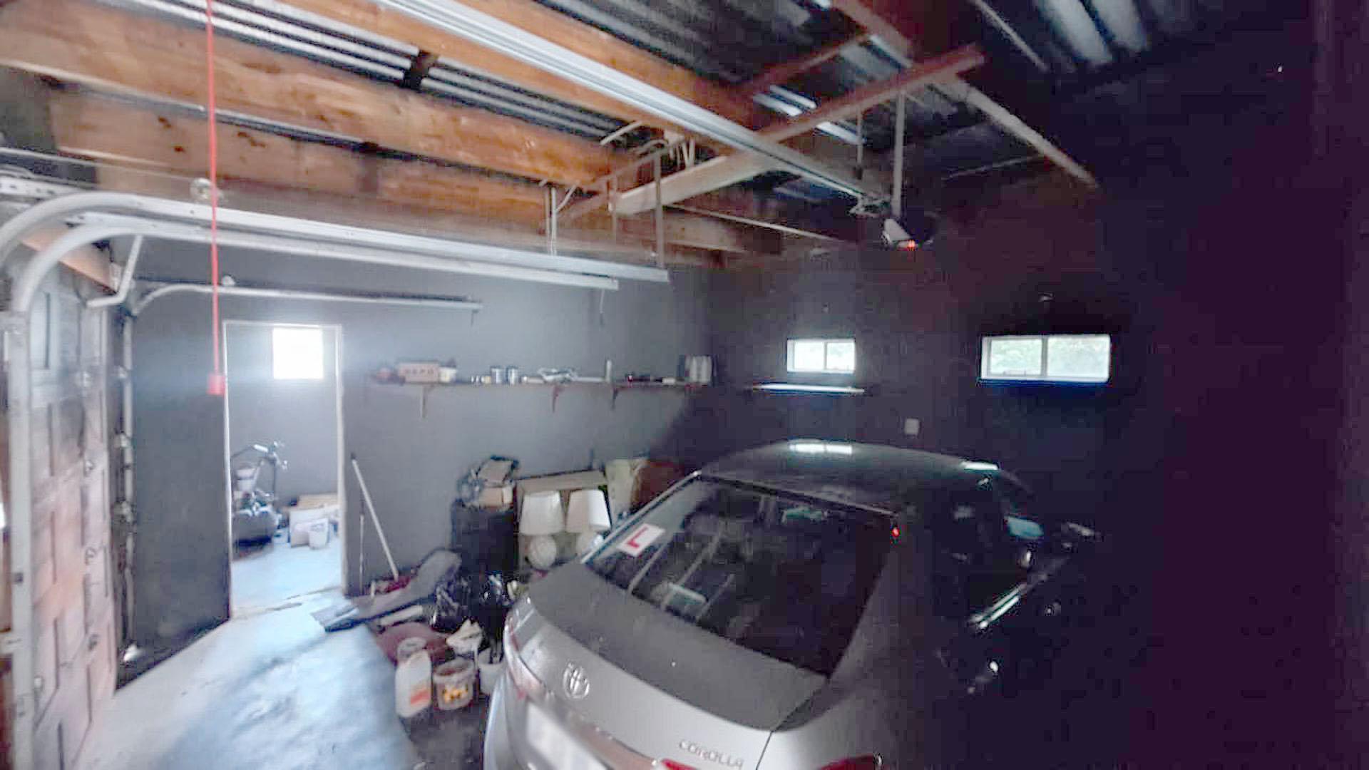 Garage - 60 square meters of property in Noordheuwel