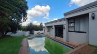 Swimming Pool of property in Noordheuwel