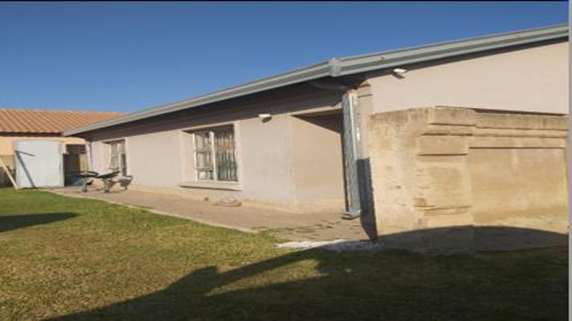 Front View of property in Nigel