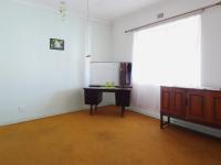 Main Bedroom - 28 square meters of property in Emalahleni (Witbank) 