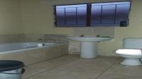 Bathroom 1 of property in Soshanguve East