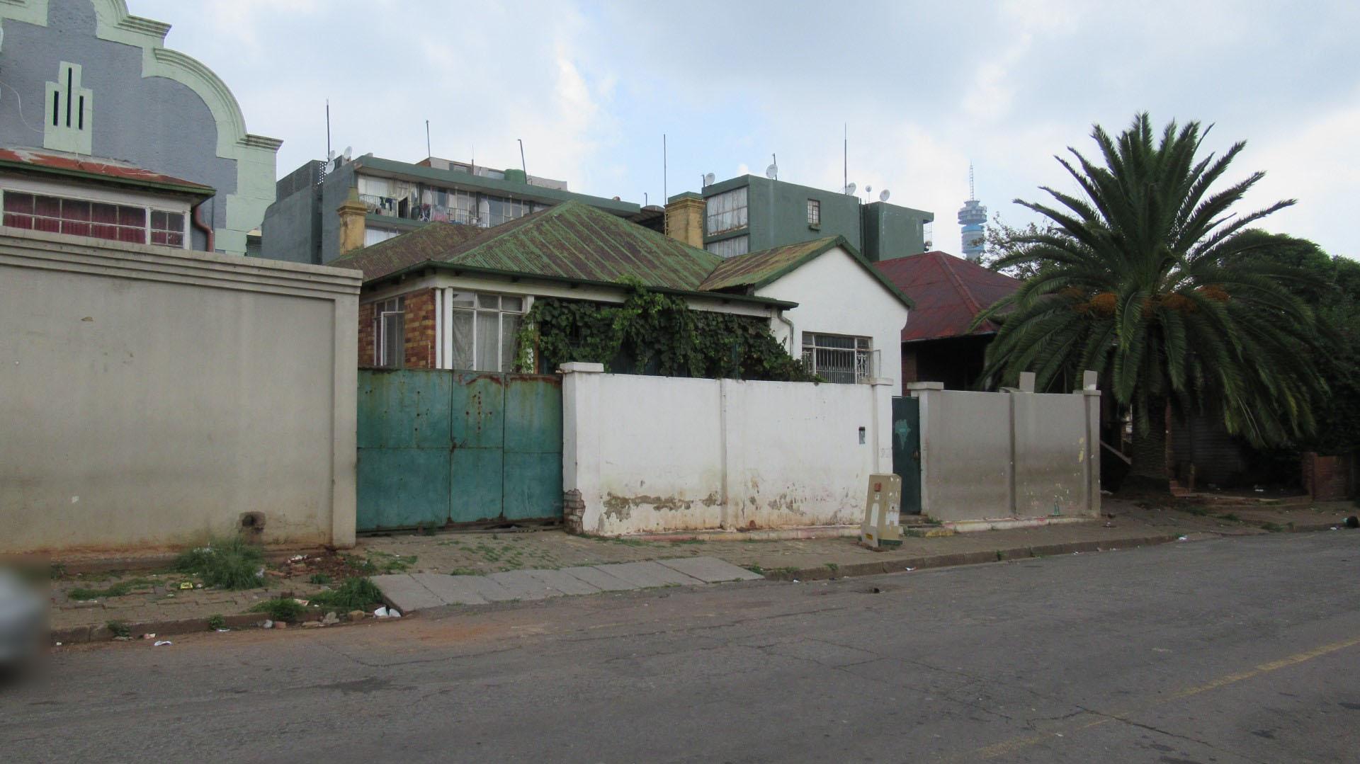 Front View of property in Berea - JHB