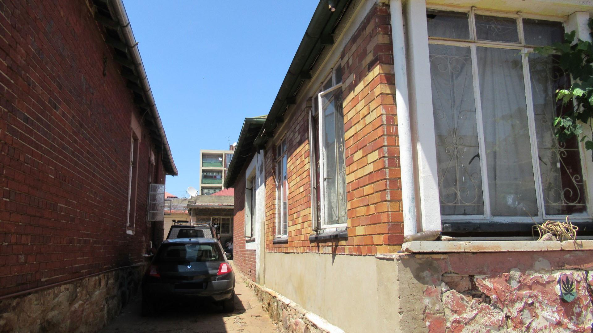 Front View of property in Berea - JHB
