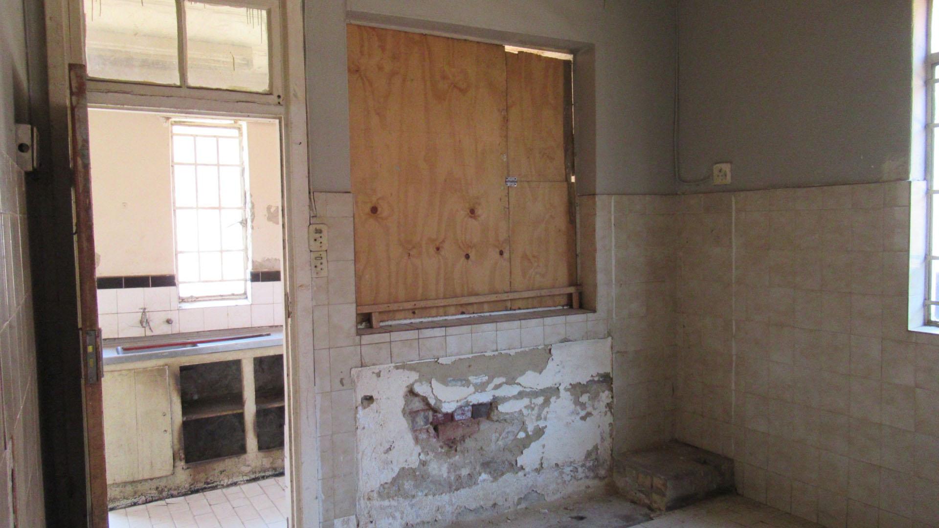 Dining Room - 14 square meters of property in Berea - JHB