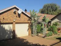 Front View of property in Sunward park