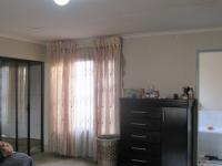 Main Bedroom - 24 square meters of property in Alveda