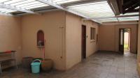 Spaces - 127 square meters of property in Rant-En-Dal