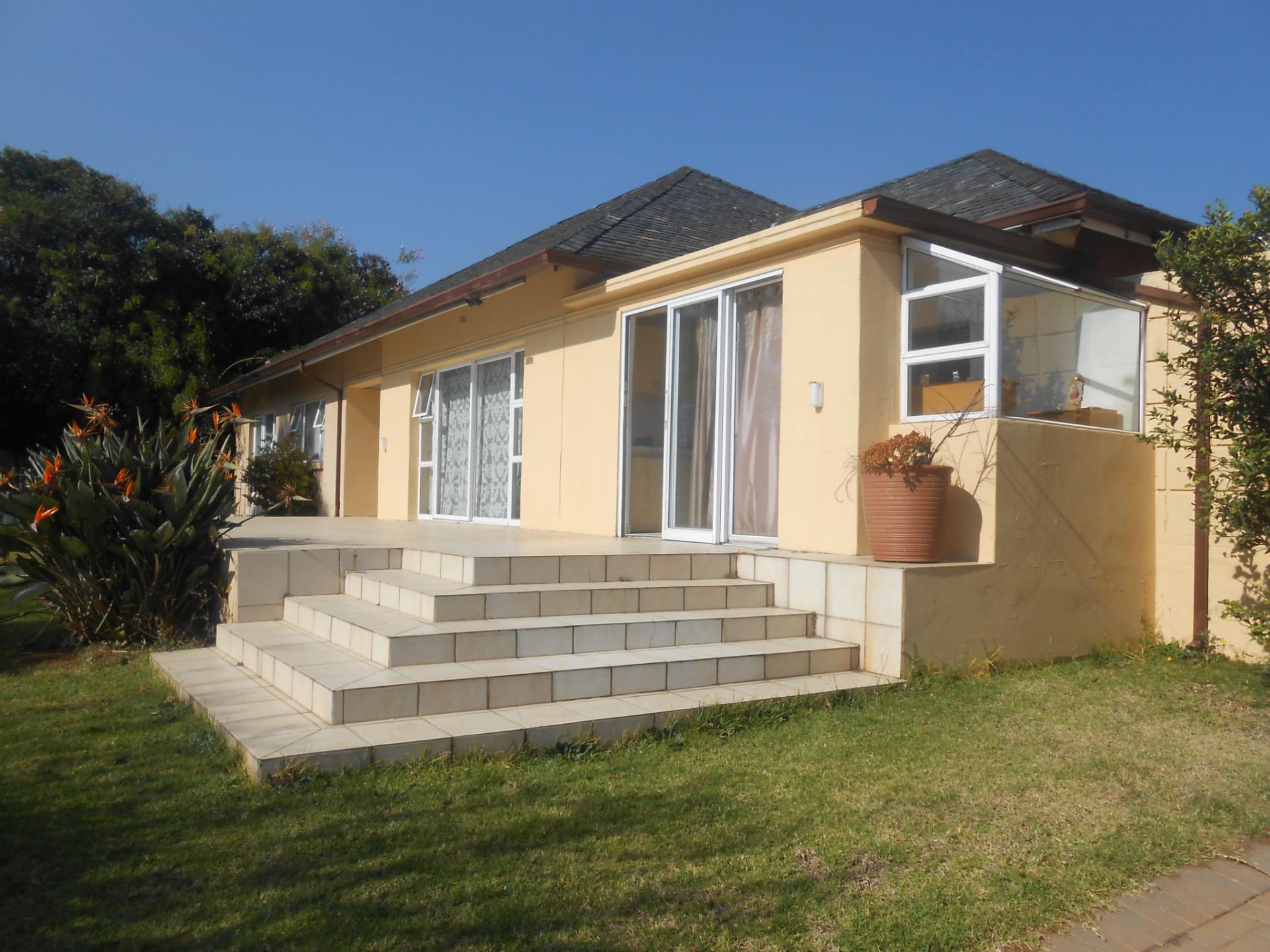 Front View of property in Johannesburg Central