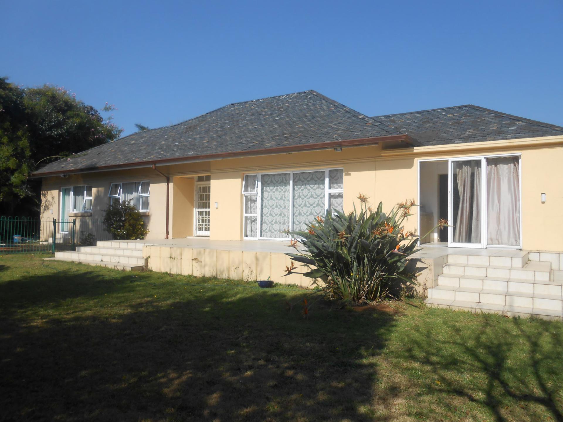 Front View of property in Johannesburg Central