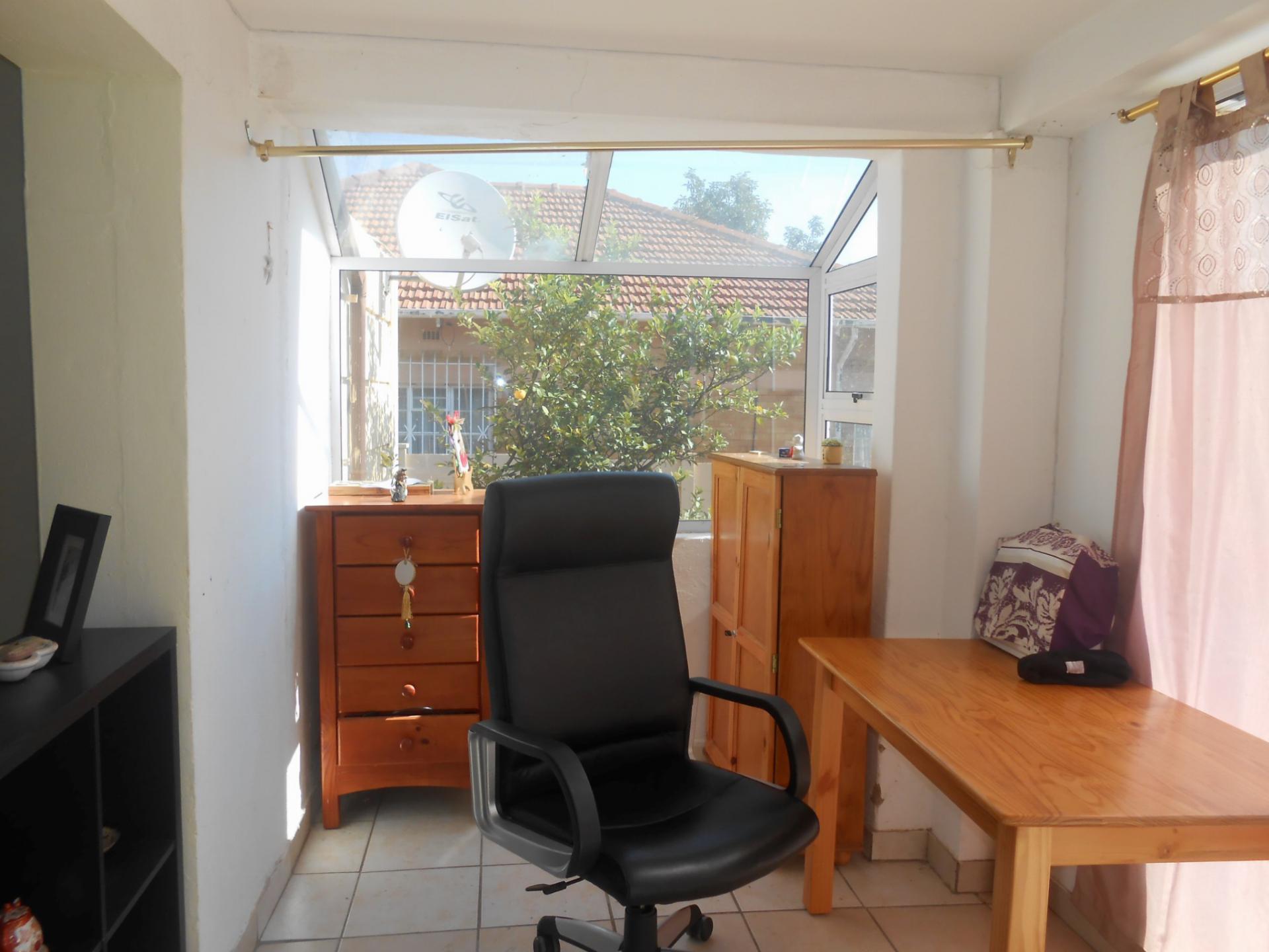 Spaces - 41 square meters of property in Johannesburg Central