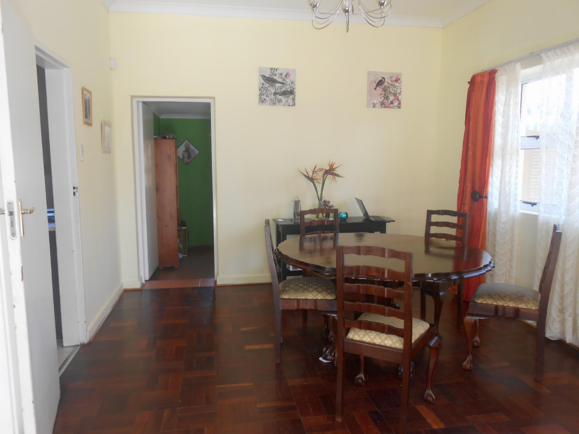 Dining Room - 19 square meters of property in Johannesburg Central