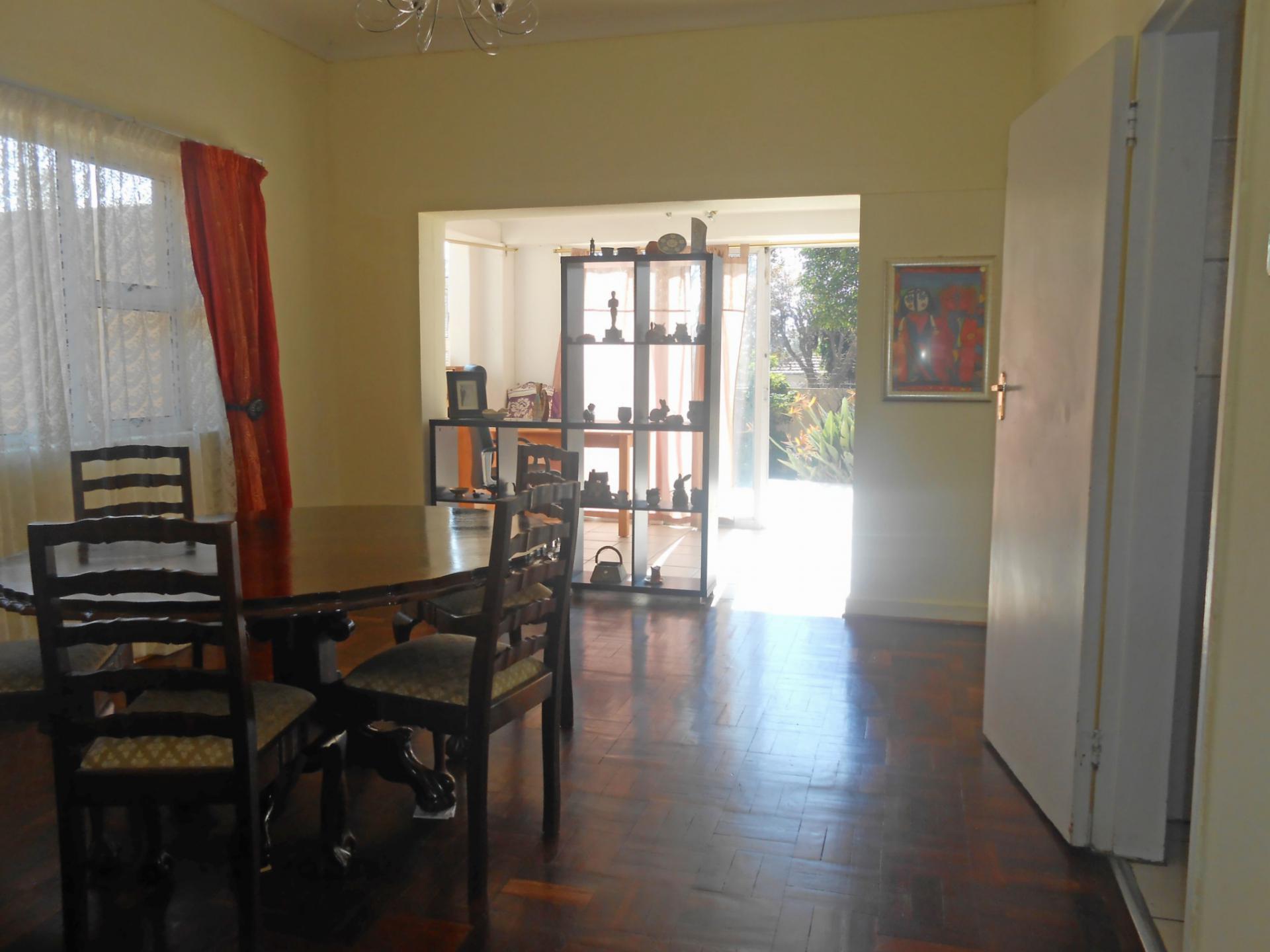 Dining Room - 19 square meters of property in Johannesburg Central