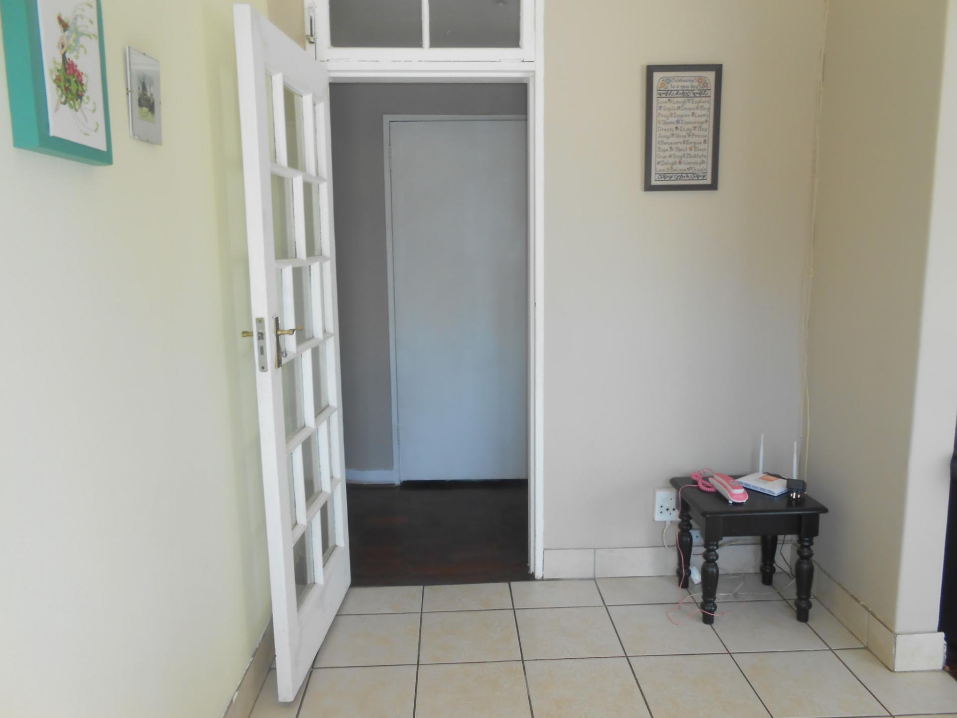 Spaces - 41 square meters of property in Johannesburg Central