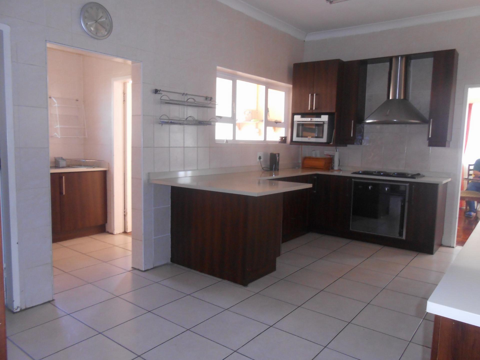 Kitchen - 40 square meters of property in Johannesburg Central