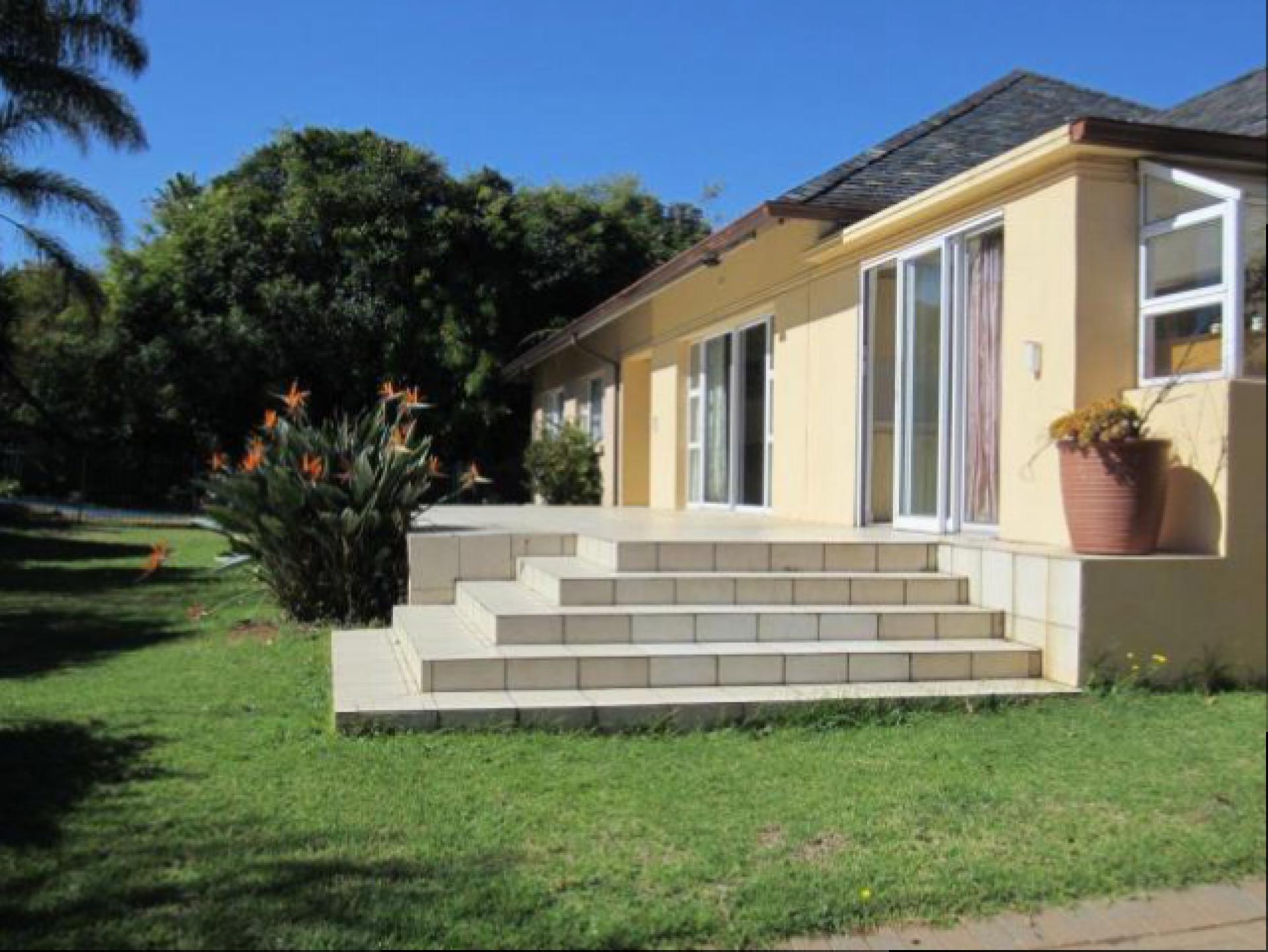 Front View of property in Johannesburg Central