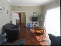 Lounges - 27 square meters of property in Johannesburg Central
