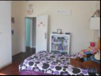 Bed Room 1 - 19 square meters of property in Johannesburg Central