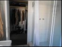 Main Bathroom - 6 square meters of property in Johannesburg Central