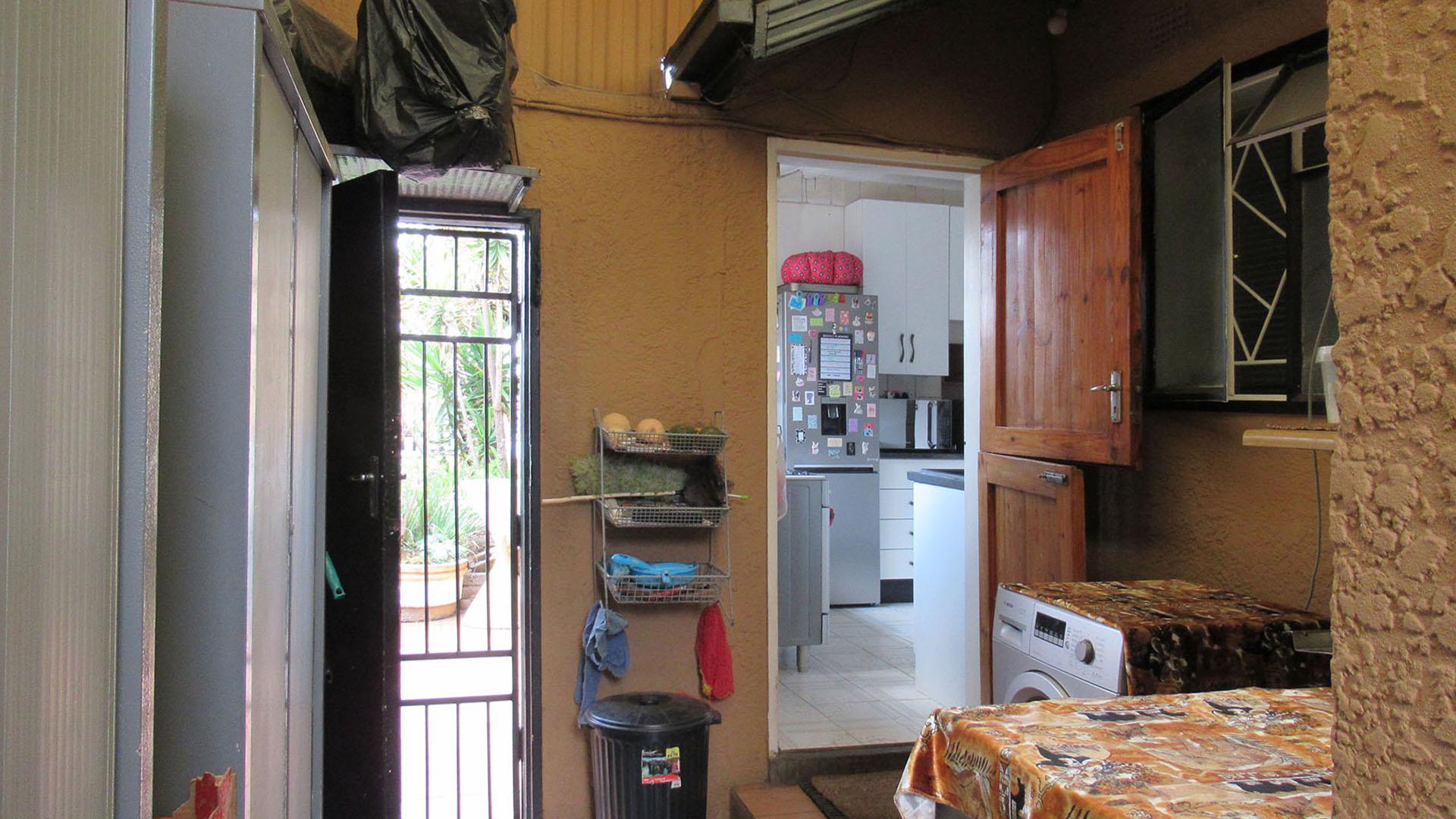 Backyard of property in Alberstville