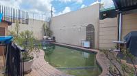 Swimming Pool of property in Alberstville