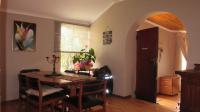 Lounges - 31 square meters of property in Alberstville