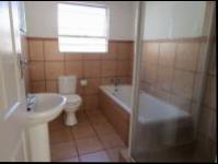 Main Bathroom - 6 square meters of property in Alveda
