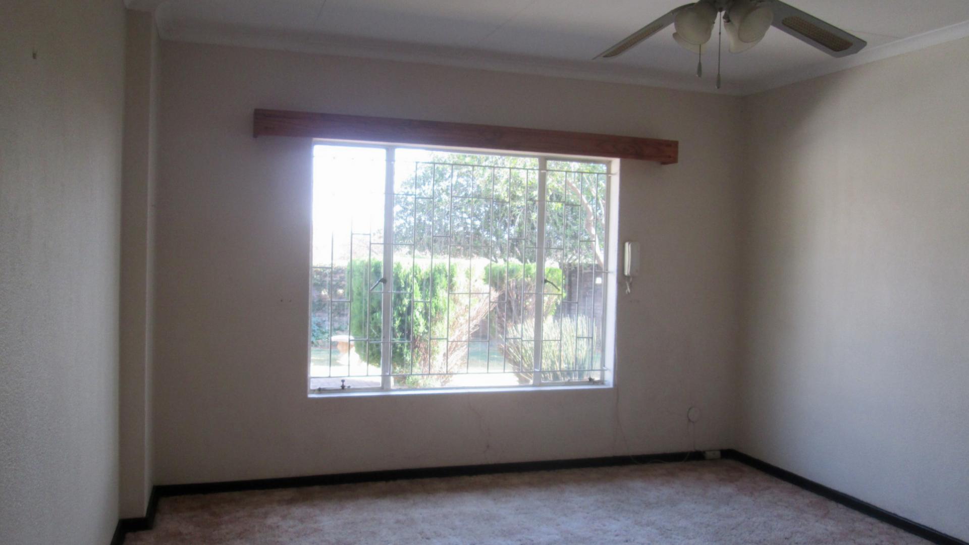 TV Room - 19 square meters of property in Meyerton