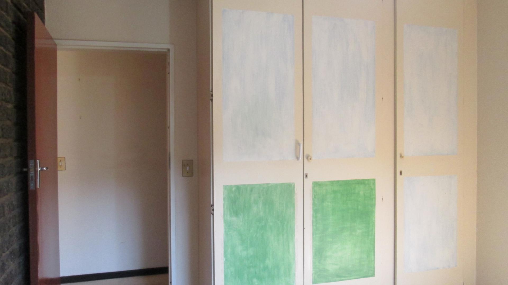 Bed Room 2 - 12 square meters of property in Meyerton