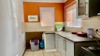 Kitchen - 4 square meters of property in Protea Glen