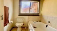 Bathroom 1 - 4 square meters of property in Protea Glen