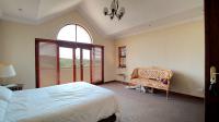 Main Bedroom - 32 square meters of property in Rietvlei Heights Country Estate