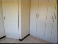 Bed Room 1 - 8 square meters of property in Krugersdorp
