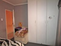 Main Bedroom - 14 square meters of property in Florida