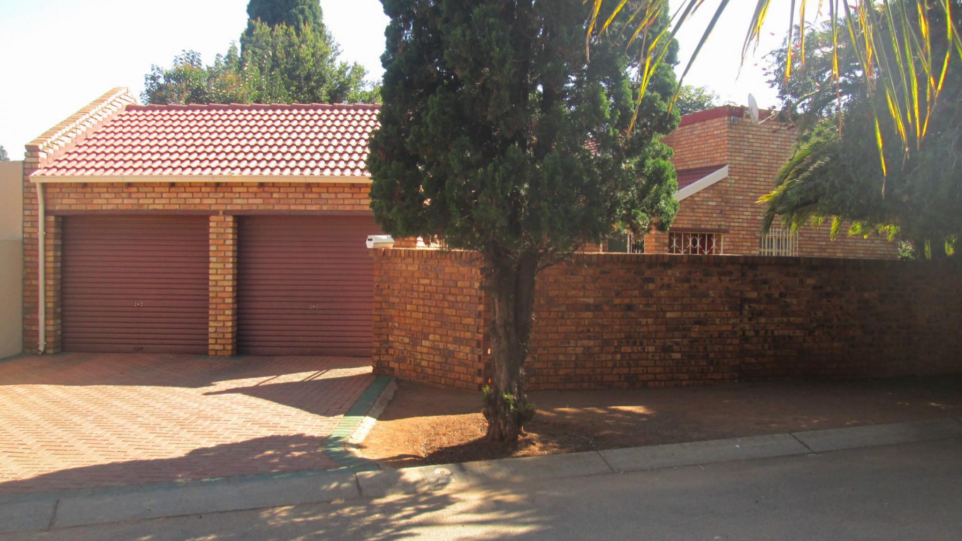 Front View of property in Birch Acres