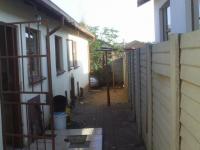 Backyard of property in Olievenhoutbos