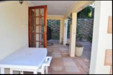 Patio - 22 square meters of property in Umtentweni