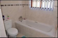 Bathroom 2 - 4 square meters of property in Umtentweni