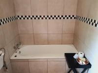 Bathroom 3+ - 30 square meters of property in Emalahleni (Witbank) 