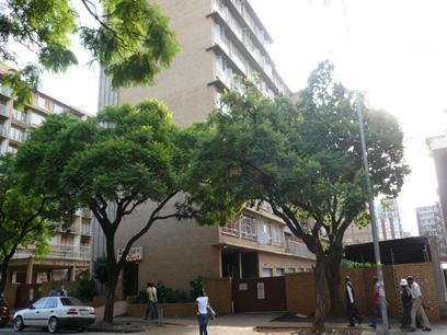 2 Bedroom Simplex for Sale For Sale in Pretoria Central - Private Sale - MR16191