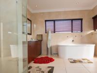 Main Bathroom - 17 square meters of property in The Wilds Estate