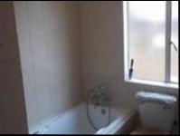 Bathroom 1 - 14 square meters of property in Albertsdal