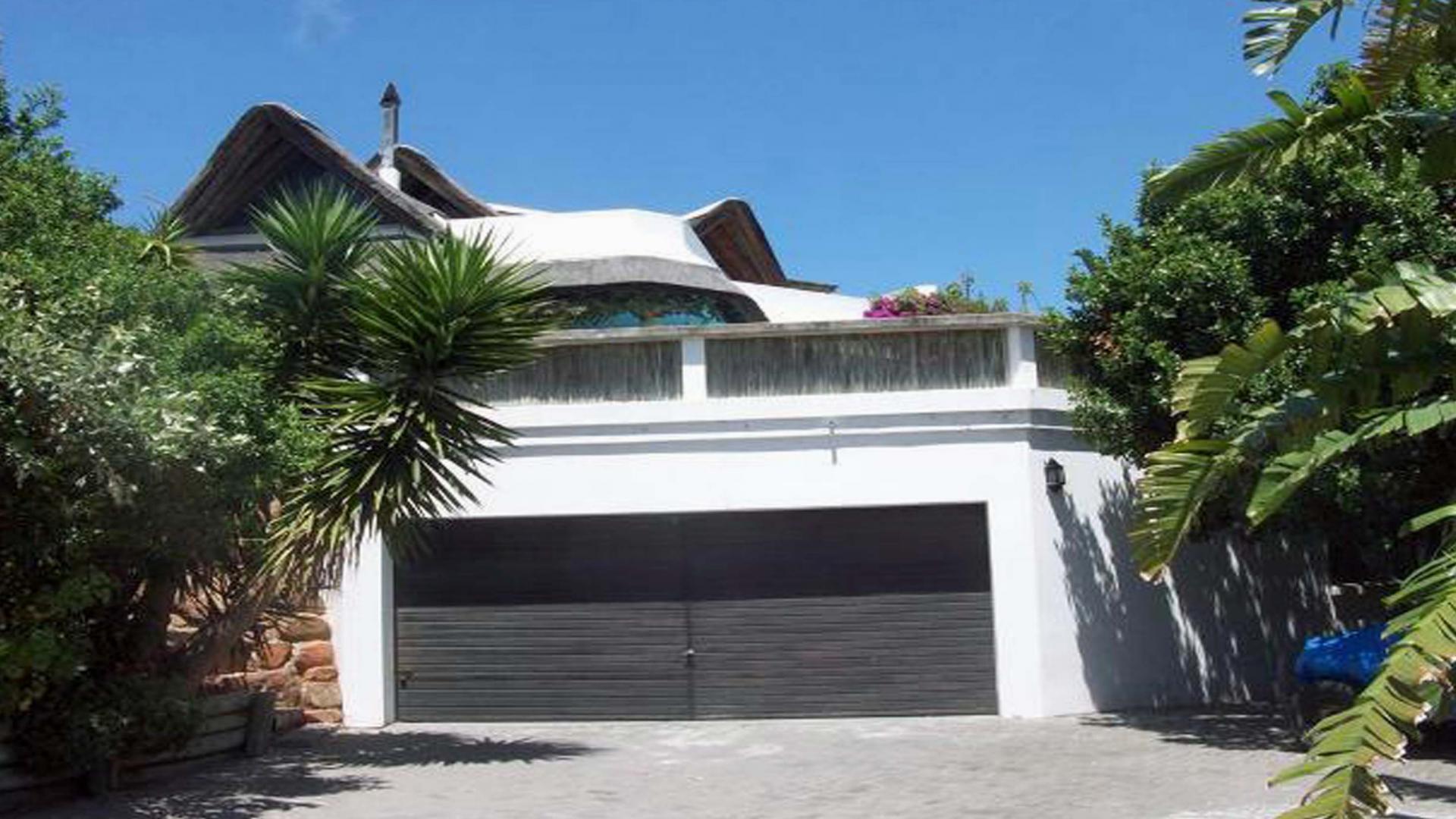 Front View of property in Sea View EC