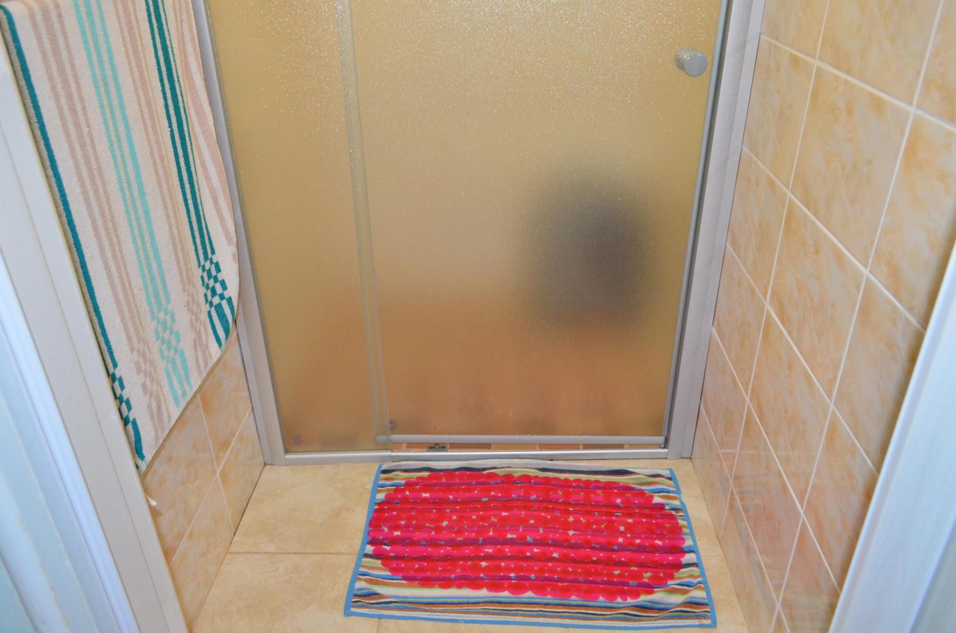 Main Bathroom of property in Hibberdene