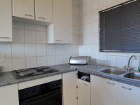 Kitchen - 14 square meters of property in Heuwelsig Estate