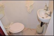 Bathroom 2 - 3 square meters of property in Scottburgh