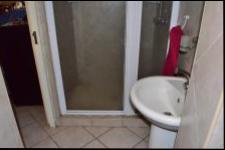 Bathroom 3+ - 8 square meters of property in Scottburgh